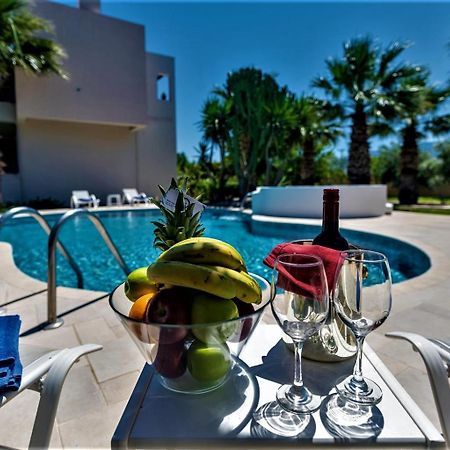 Xenos Villa 2 With A Private Pool,Near The Sea Tigaki 외부 사진