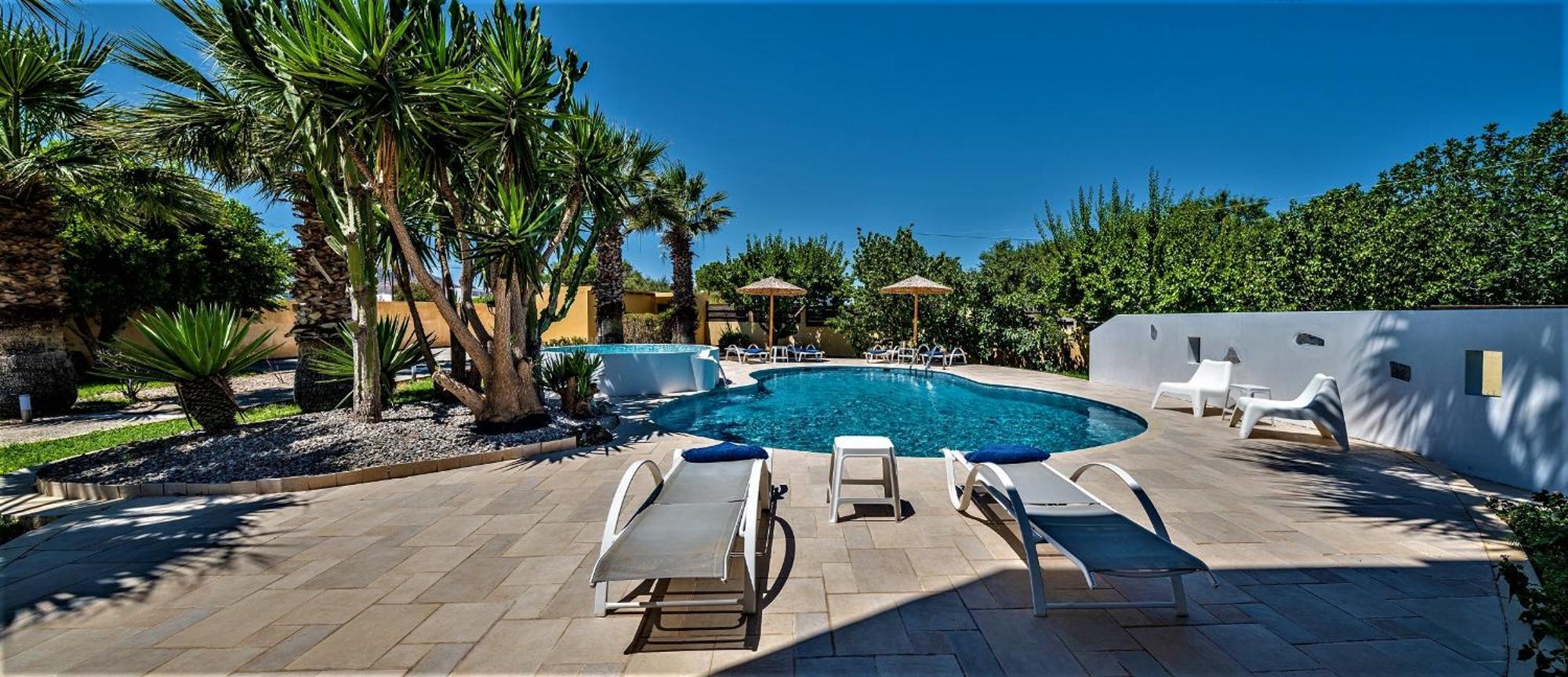 Xenos Villa 2 With A Private Pool,Near The Sea Tigaki 외부 사진