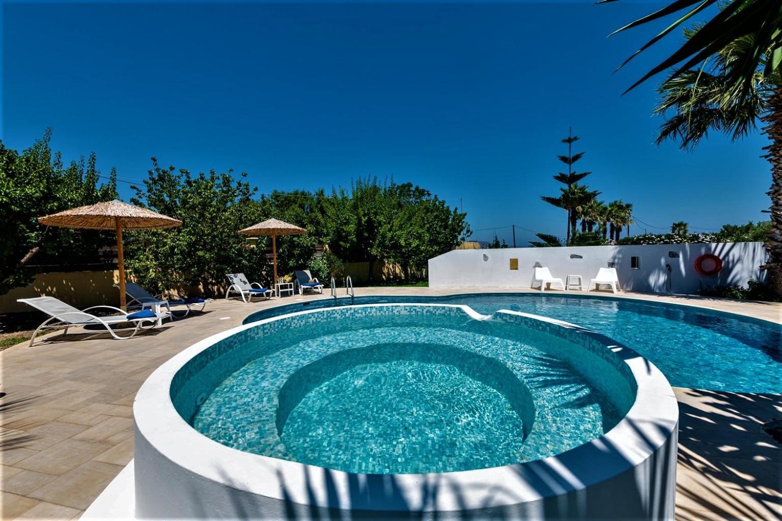 Xenos Villa 2 With A Private Pool,Near The Sea Tigaki 외부 사진