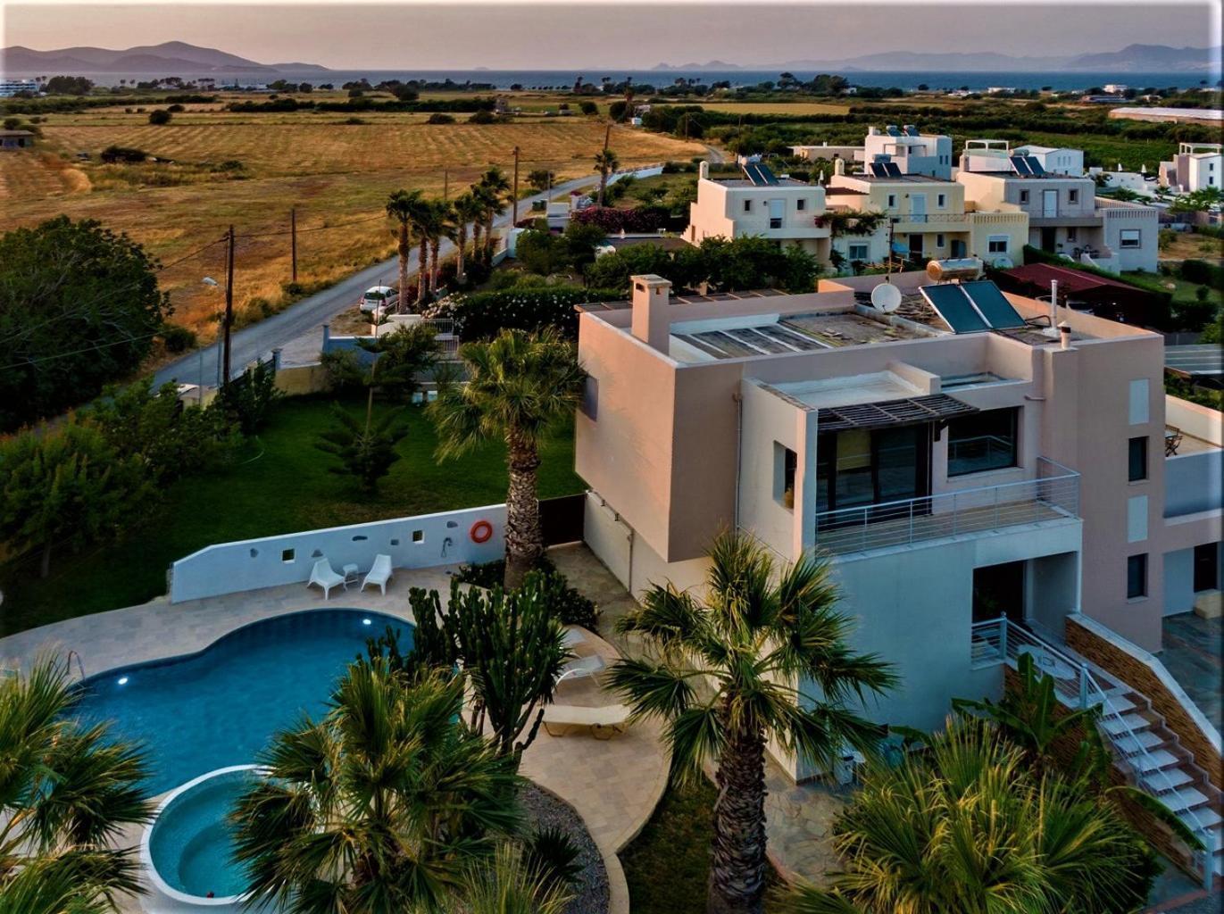 Xenos Villa 2 With A Private Pool,Near The Sea Tigaki 외부 사진