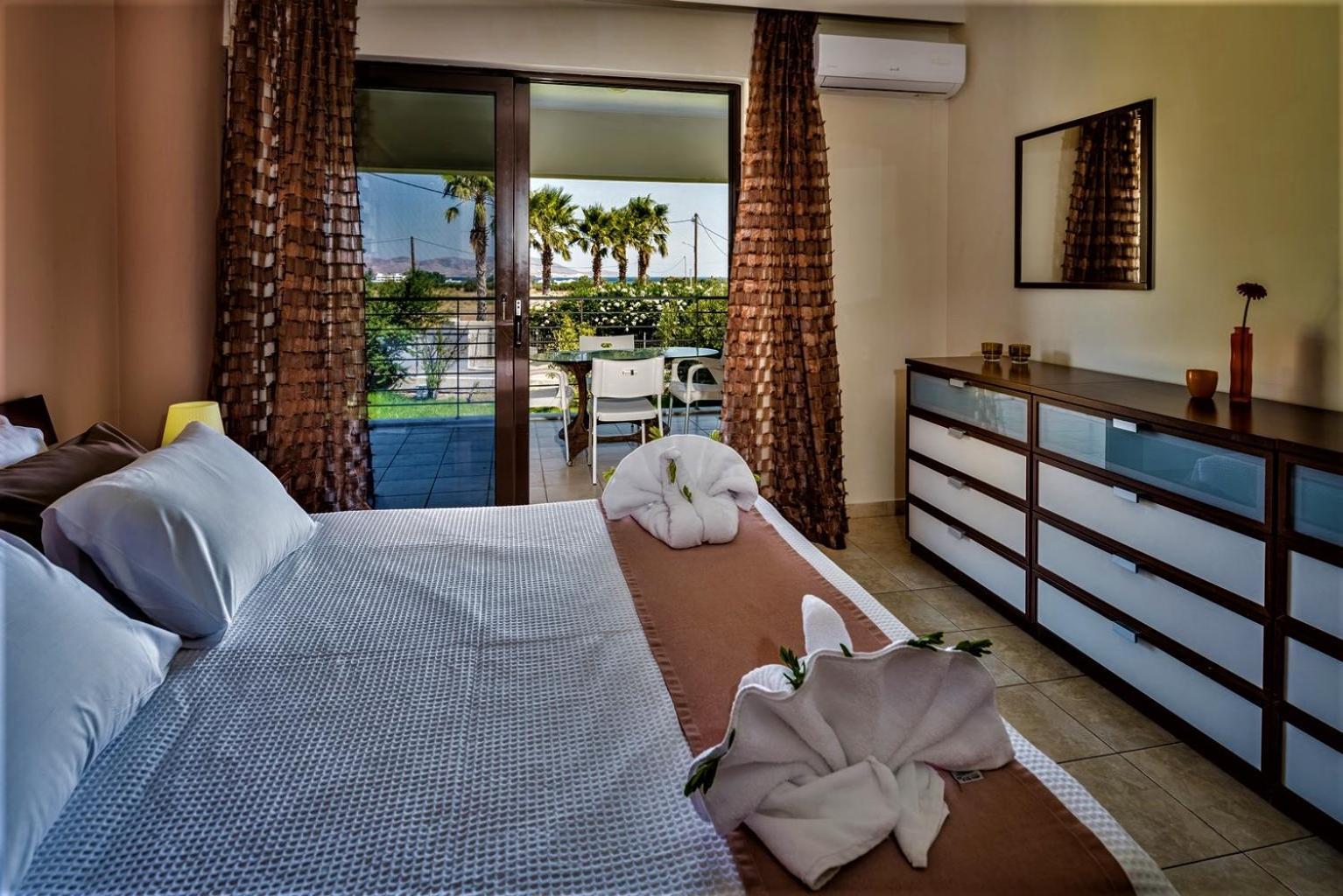 Xenos Villa 2 With A Private Pool,Near The Sea Tigaki 외부 사진